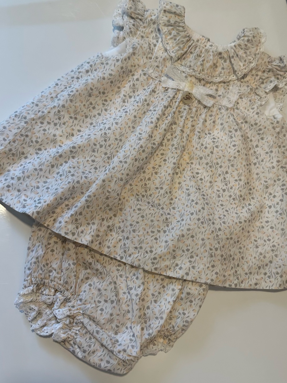 Foque Baby Girl Floral Blouse & Bloomers Set 6M Lace Ruffle Spanish Boutique